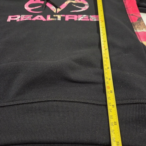 Realtree Edge Black Hoodie with Pink Design NEW - Picture 13 of 13